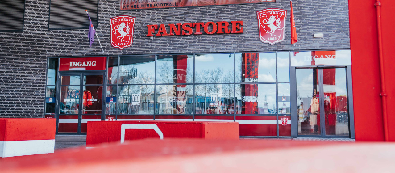 Fanstore geopend tijdens Pinksterweekend
